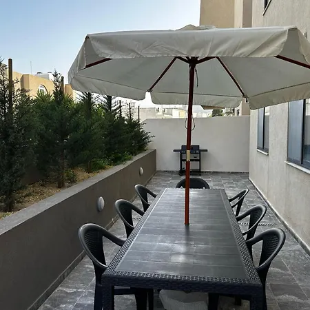 Seaside Serenity Maisonette - Private Pool Апартаменты Сент-Полс-Бей