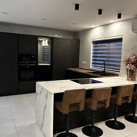 Appartamento Seaside Serenity Maisonette - Private Pool *