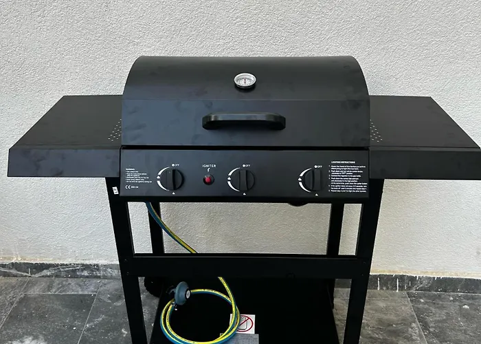 Seaside Serenity Maisonette - Private Pool Apartament *