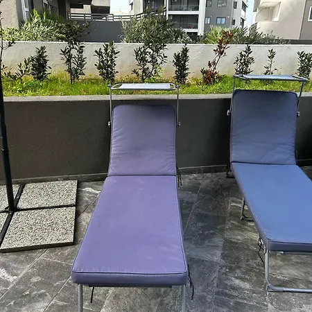 Seaside Serenity Maisonette - Private Pool Apartamento *