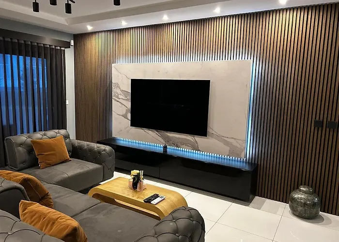 Seaside Serenity Maisonette - Private Pool Apartamento St Paul's Bay