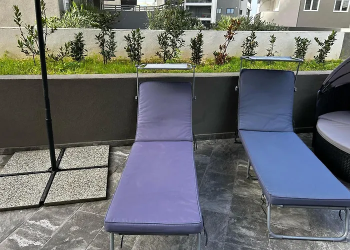 Seaside Serenity Maisonette - Private Pool Apartamento *